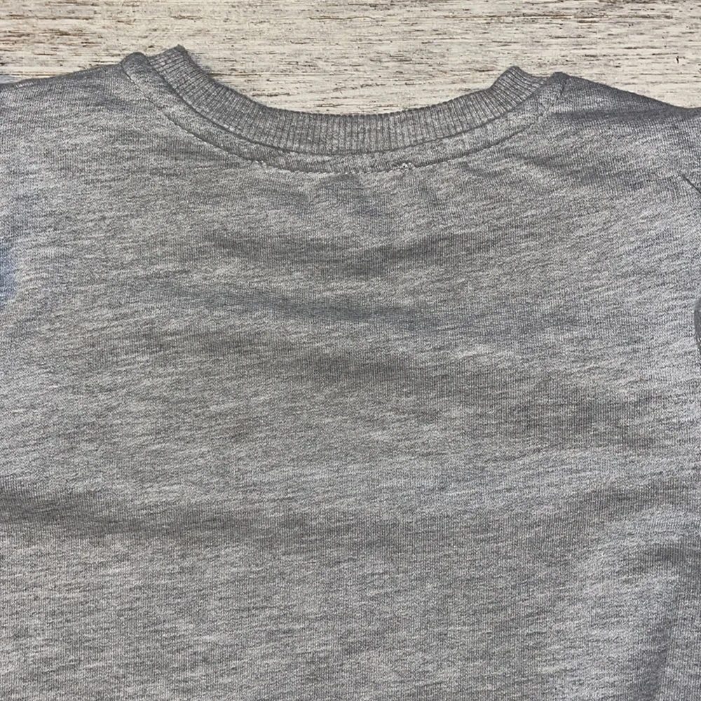 EUC Wizarding World of Harry Potter Grey Sweatshirt - Picture 5 of 6